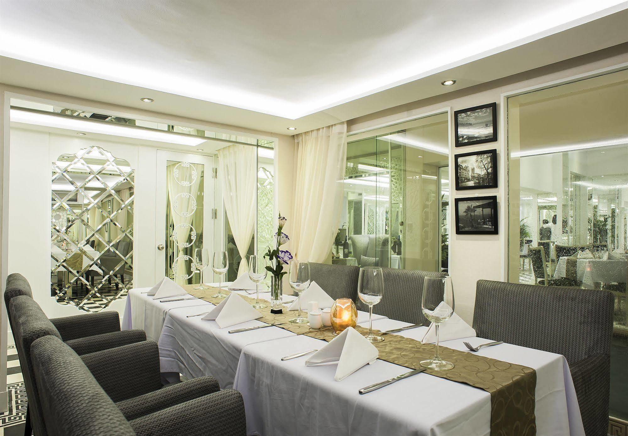 Minerva Church Hotel Hanoi Exterior foto